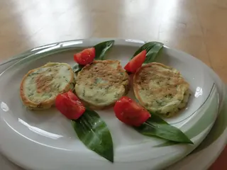 Bärlauchpuffer, Kräuterhoch³ Wildpflanzenschule im Chiemgau