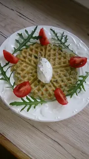 Brennesselwaffeln, Kräuterhoch³ Wildpflanzenschule im Chiemgau