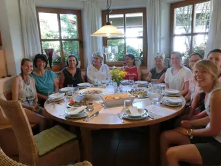 Kräuterwanderung 31.08.19 Tischrunde, Kräuterhoch³ Wildpflanzenschule im Chiemgau