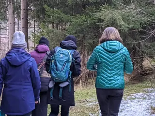 Waldapotheke im Fichtenwald Jan. 2020, Kräuterhoch³ Wildpflanzenschule im Chiemgau