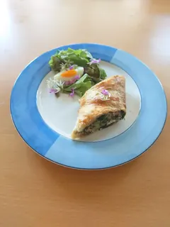 Wildkräuterstrudel, Kräuterhoch³ Wildpflanzenschule im Chiemgau